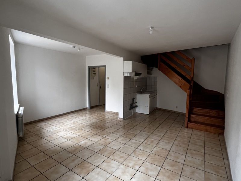 Appartement F3 duplex en très bon état 