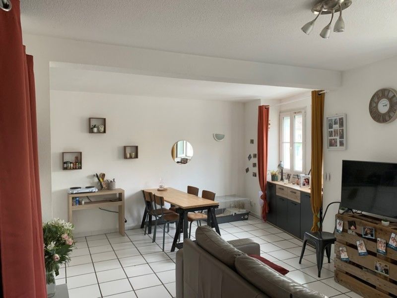 F1 bis en très bon état 