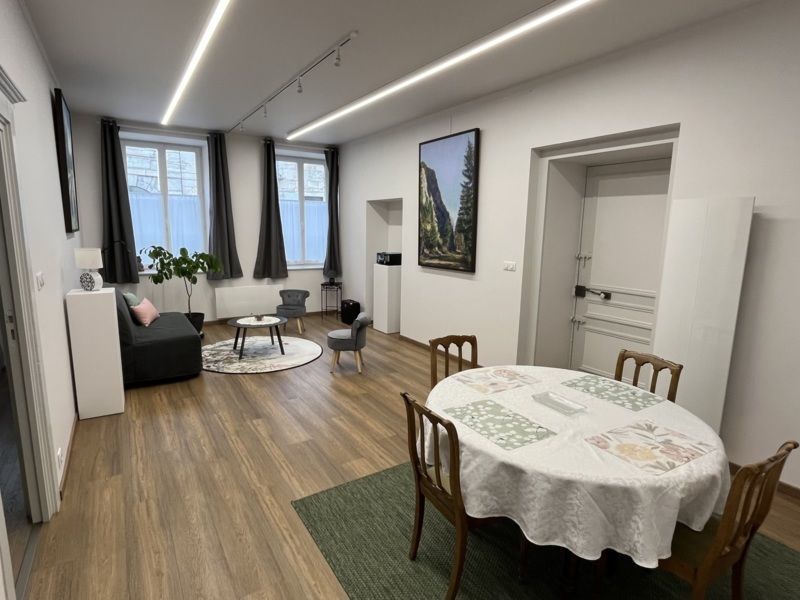 F2 meublé ou vide en très bon état