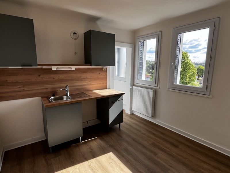 Appartement F4 renové a neuf