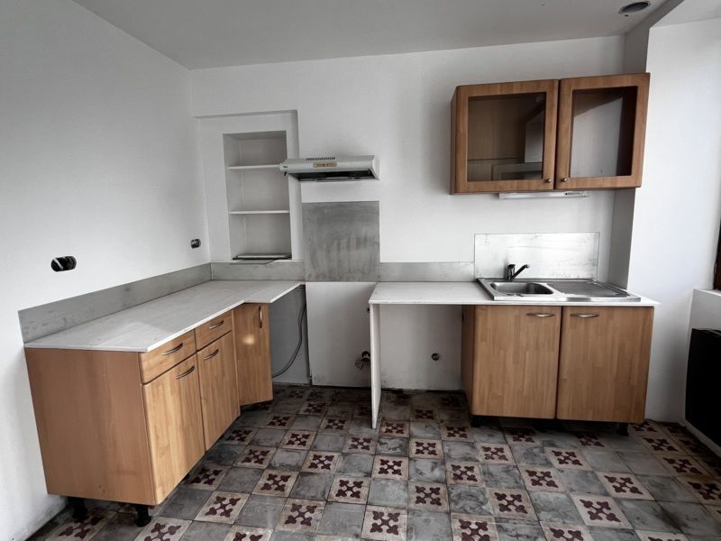 Appartement F2 rez-de-chaussée en très bon état 