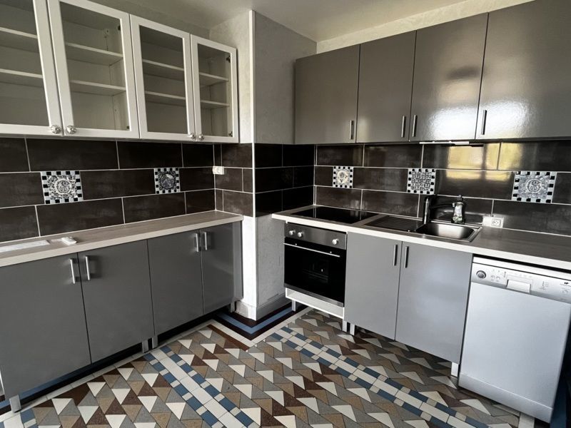 Maison de ville F3 triplex en très bon état 